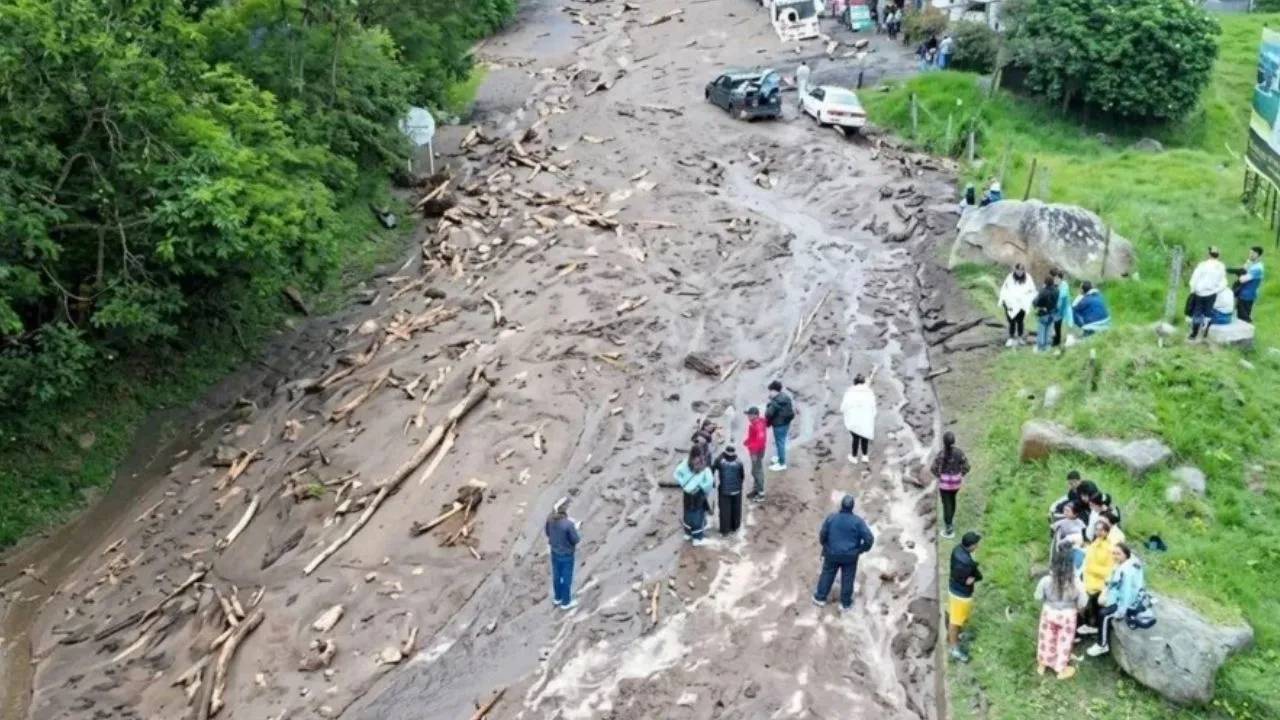 Reapertura de la vía Bogotá - La Mesa Atención viajeros: anuncian reapertura de la vía Bogotá - La Mesa, pero con fuertes restricciones