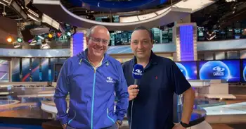 Ricardo Orrego y Jorge Alfredo Vargas en fotomontaje sobre el estudio de Noticias Caracol "Con serenidad": hablan Jorge Alfredo Vargas y Ricardo Orrego, quien lo hizo por medio de abogada