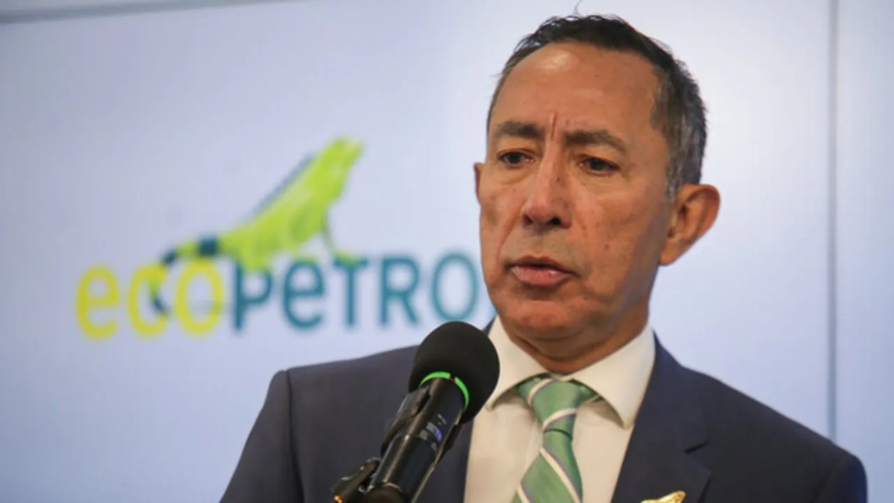 Ricardo Roa enfrenta una nueva audiencia judicial por presuntos topes de campaña. Caso Ricardo Roa: Fiscalía imputó cargos por topes en campaña Petro y así transcurrió la audiencia