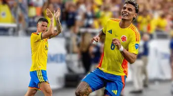 Richard Ríos y James Rodríguez durante el Mundial 2026 con la Selección Colombia. Destapan una versión sobre la suplencia de Richard Ríos en el Mundial: ¿qué tiene que ver James?
