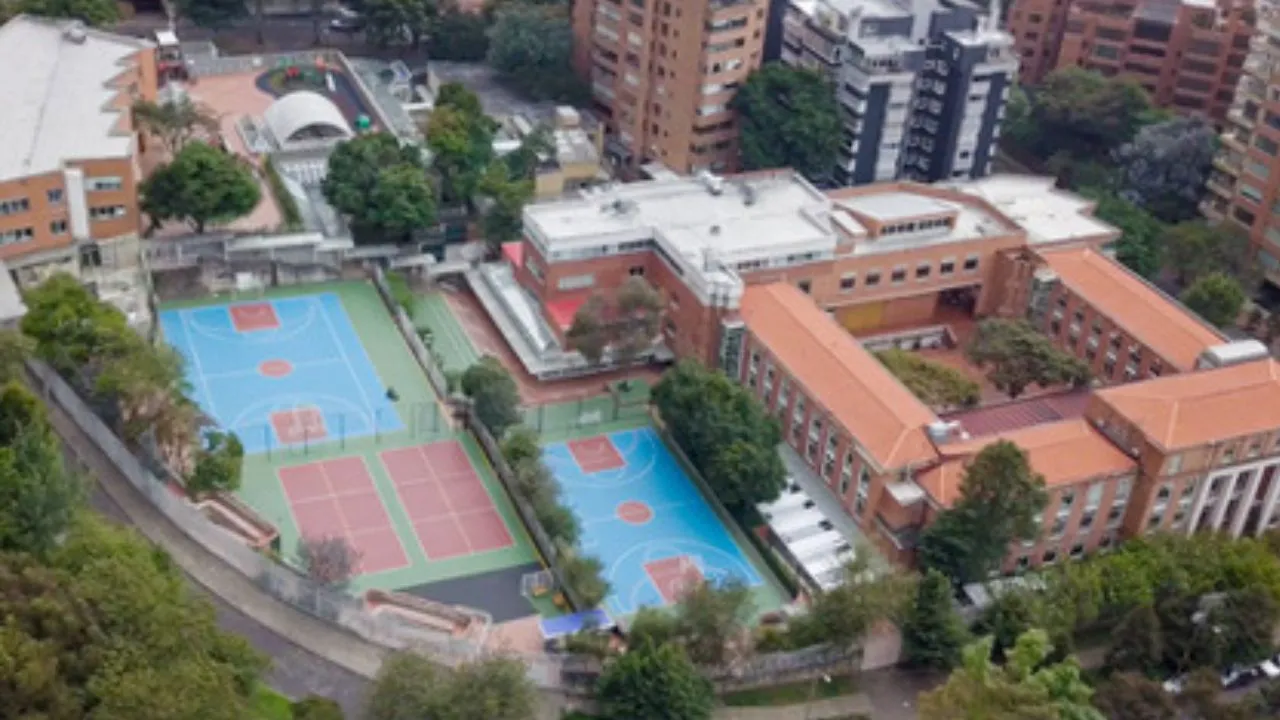 ¿Se vende el Liceo Francés Louis Pasteur? El colegio aclara el rumor La verdad sobre el rumor de venta del Liceo Francés Louis Pasteur