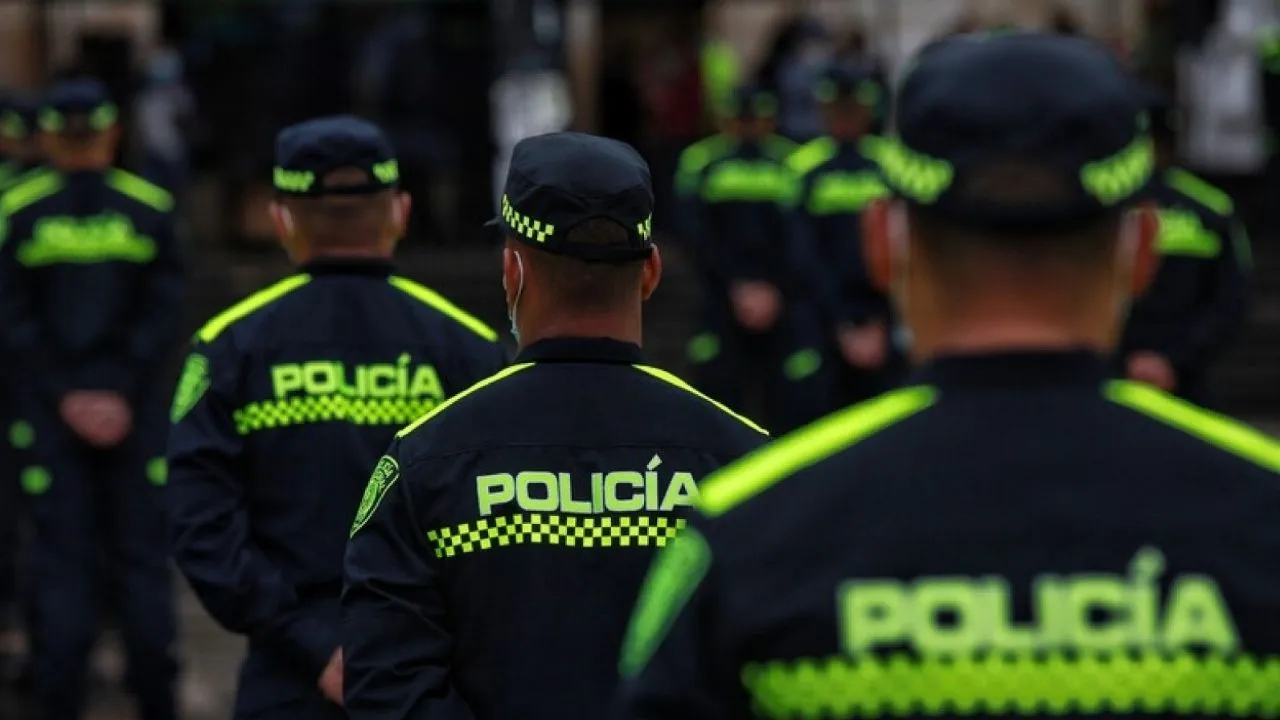 Secuestran a cinco policías en Tibú Secuestro en plena vía pública en Tibú, Norte de Santander: la violencia que no cesa, ¿de quiénes se trata?