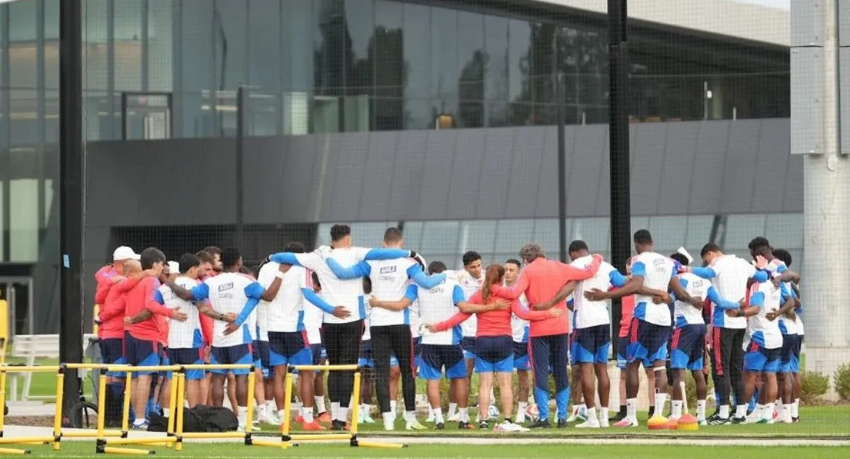 Selección Colombia Néstor Lorenzo va a patear el tablero y se la juega por un nuevo ‘9’: nómina contra Paraguay