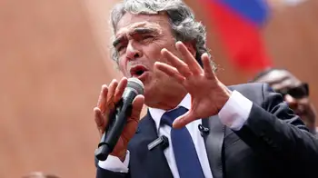 Sergio Fajardo “La Constitución no puede ser un arma de guerra electoral”: Fajardo arremete contra Petro
