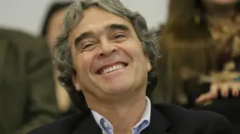 Sergio Fajardo critica las consultas: “No son el camino, favorecen a los extremos” Sergio Fajardo no irá a consultas: “No son el camino, favorecen a los extremos”