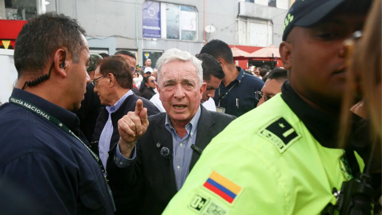 Siguiente etapa en el proceso contra Álvaro Uribe Vélez Lo que sigue en el proceso contra Álvaro Uribe Vélez