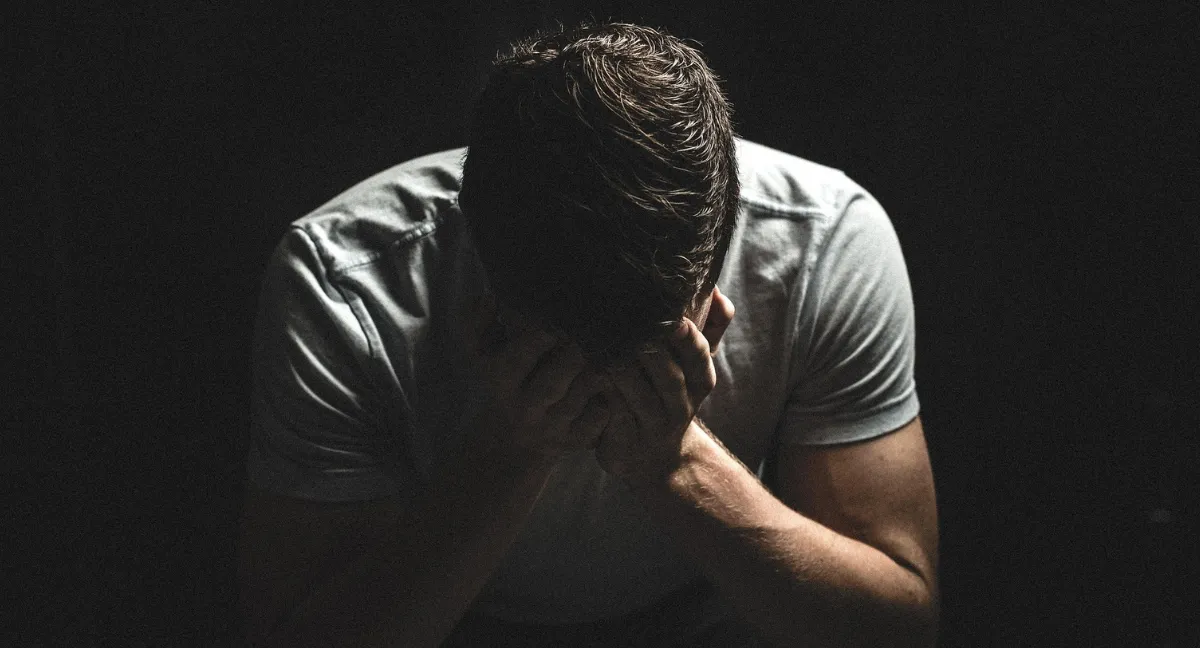 Suicidio en Colombia Entrevista | En el 2025, el 78 % de los suicidios en Colombia se registró en hombres: ¿por qué?