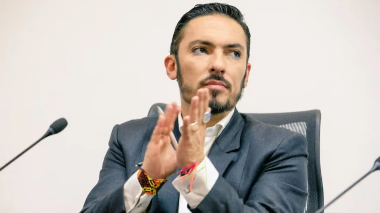 Suspenden provisionalmente a Juan Carlos Florián como ministro de Igualdad Tribunal de Cundinamarca suspende nombramiento de Juan Carlos Florián como ministro de Igualdad