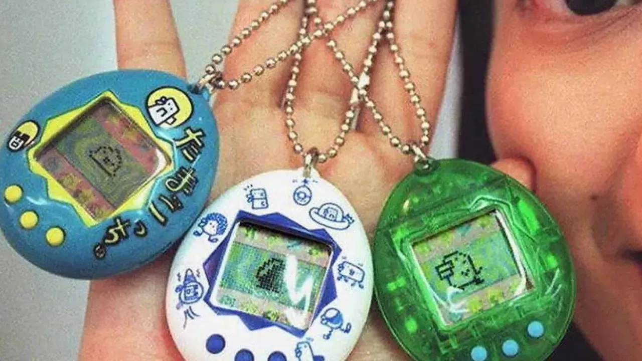 Tamagotchi, 30 años de una mascota que nunca murió. Tamagotchi cumple 30 años: el juguete de 100 millones en ventas que regresa a Tokio