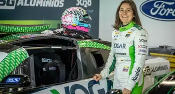 Tatiana Calderón Las mujeres mandan la parada en Colombia: Tatiana Calderón ganó en la Nascar de Brasil