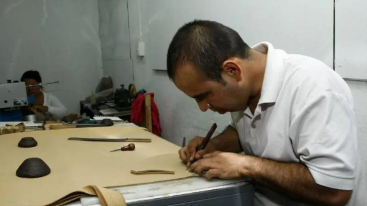 Trabajador de salario mínimo no es pobre en Colombia ¿Se siente pobre?, hay dos formas de medirlo y esto dice el DANE