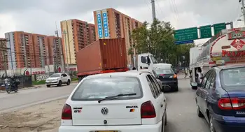 Trancón en la calle 13 hoy 🔴En vivo | Monumental trancón en la calle 13 hoy: ¿qué pasó y cómo entrar a Bogotá?
