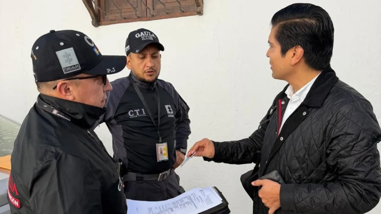 Víctor Alfonso Gamboa Chaparro, alcalde de Villa de Leyva, fue capturado por el CTI. Alcalde de Villa de Leyva, Víctor Gamboa, fue capturado por agentes del CTI por supuestas coimas