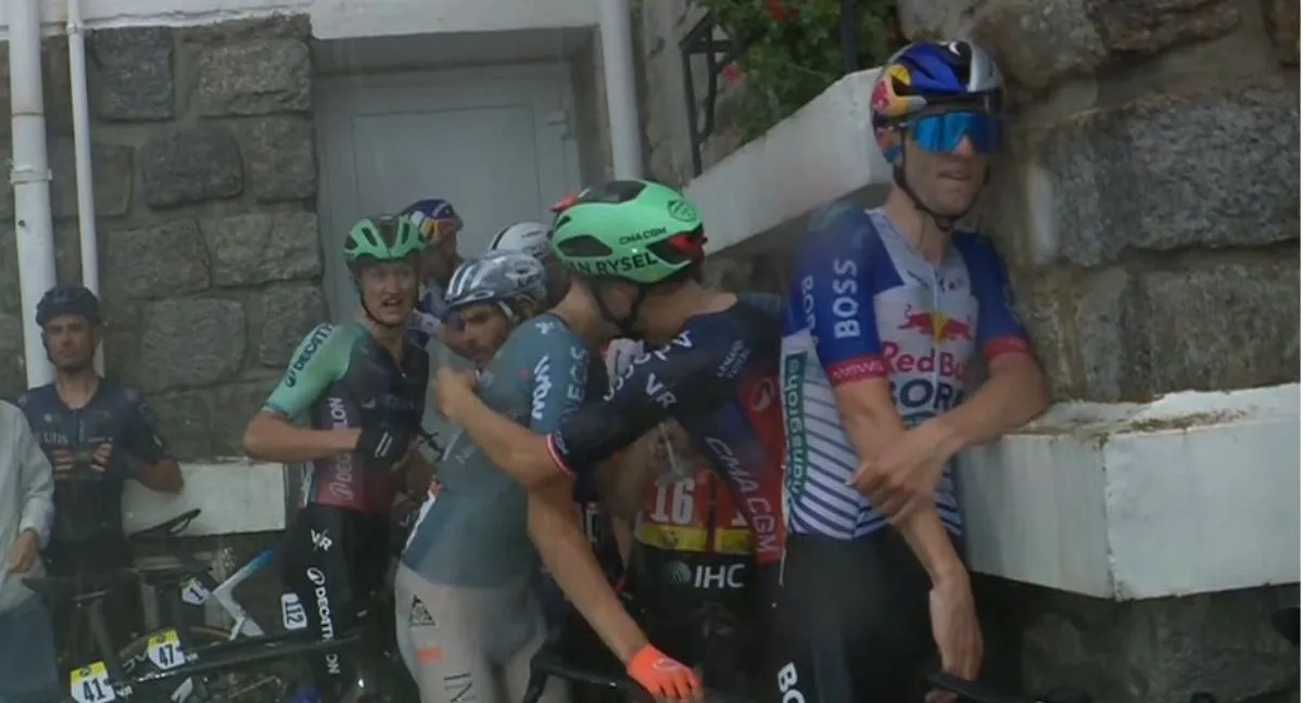 Vuelta a España Locura en Vuelta a España: una fuerte granizada obligó a cancelar la jornada de este lunes