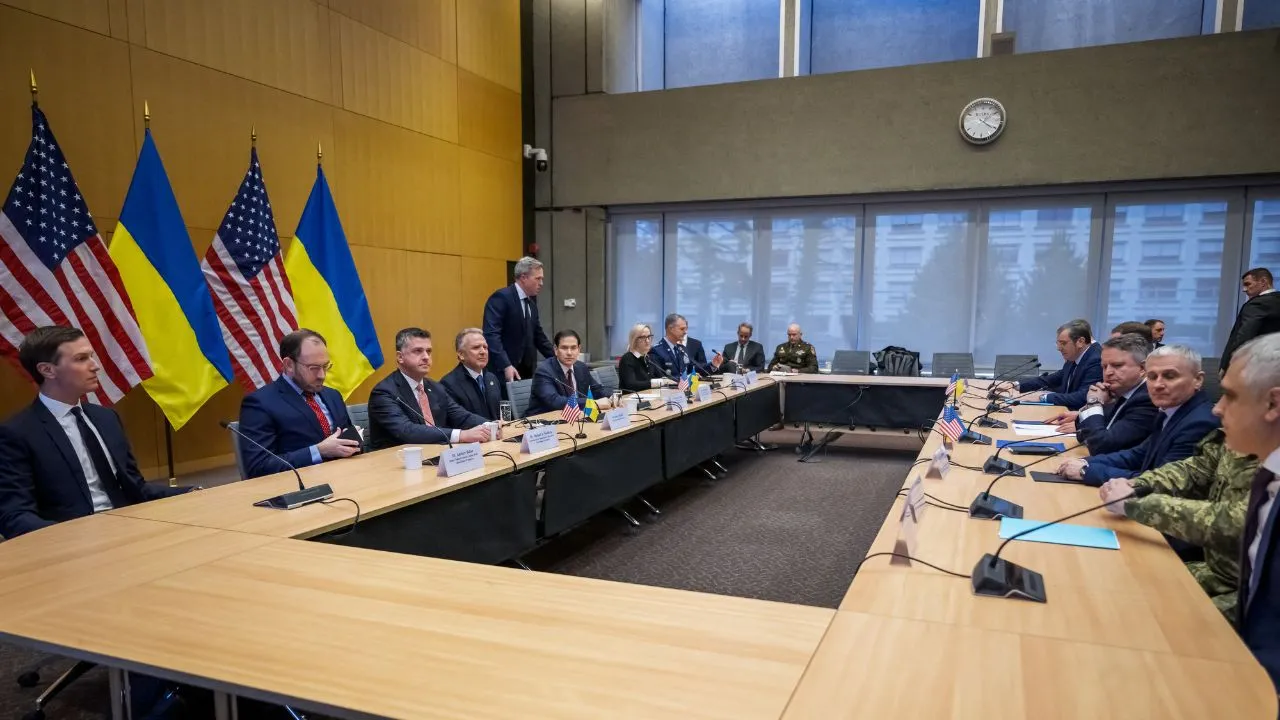 Delegaciones de Estados Unidos y Ucrania durante la reunión en Europa sobre el plan de paz Avances en Europa sobre acuerdo de paz entre Rusia y Ucrania