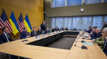 Delegaciones de Estados Unidos y Ucrania durante la reunión en Europa sobre el plan de paz Avances en Europa sobre acuerdo de paz entre Rusia y Ucrania