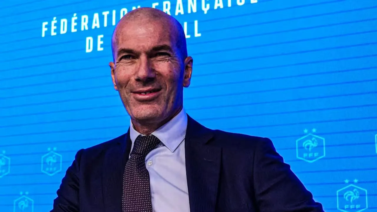 Zinedine Zidane Zidane, de ganarlo todo como DT de Real Madrid a cumplir el sueño de dirigir a Francia